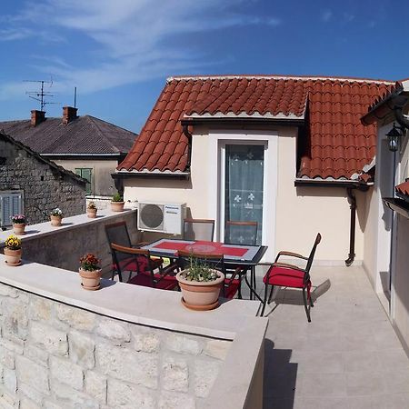 Apartman Sv Petar Stari U Centru Splita Exterior photo