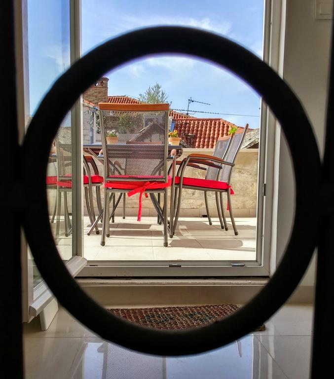 Apartman Sv Petar Stari U Centru Splita Exterior photo